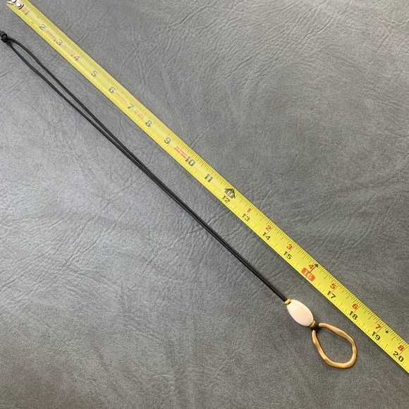 Leather Chord & Pendant Necklace - Picture 4 of 4